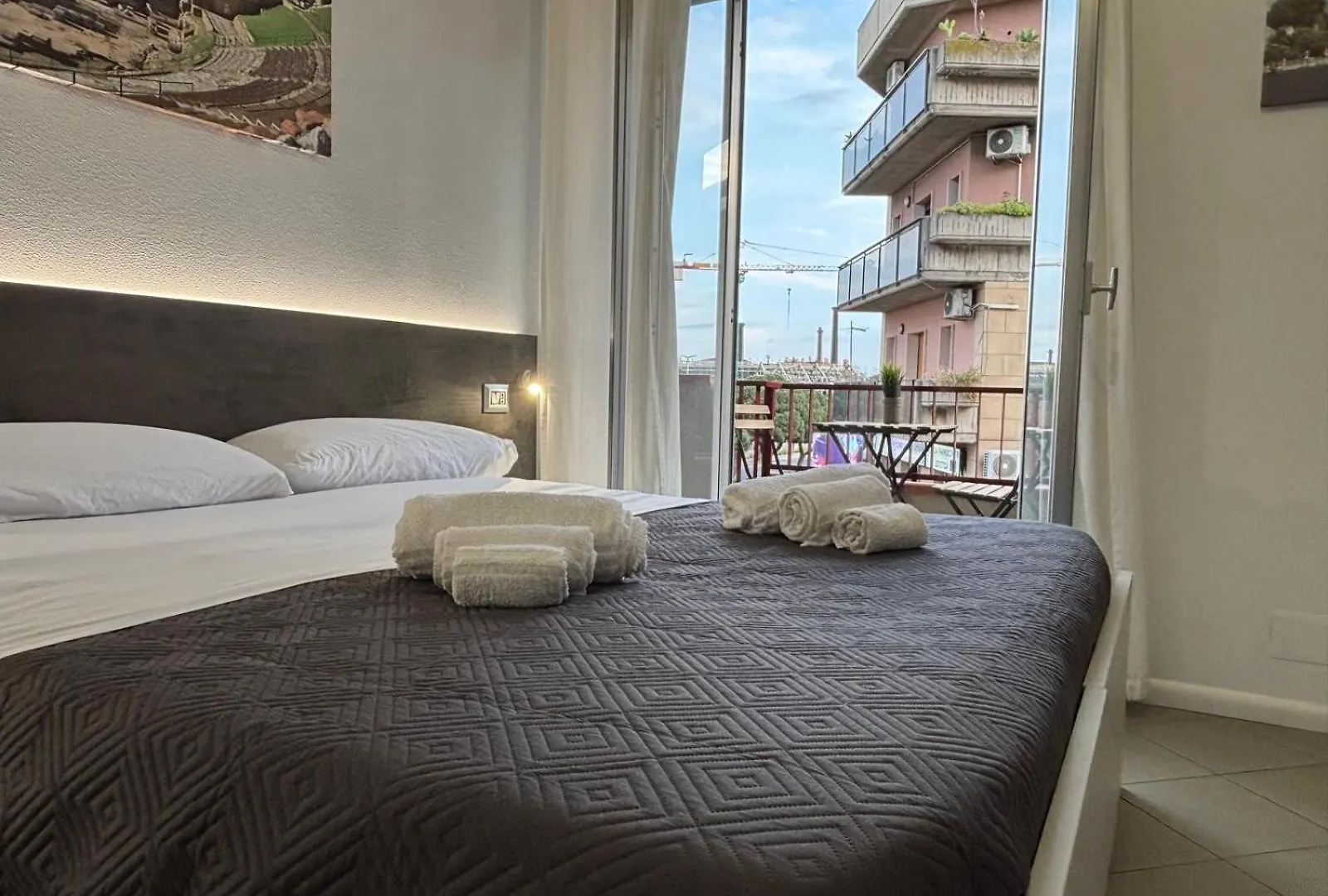 Le Ciminiere Rooms Catania 0*,  Italien
